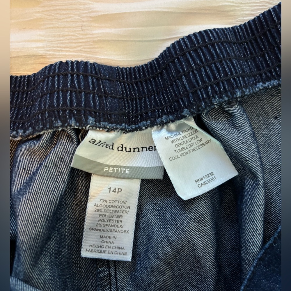 Alfred Dunner wide leg jeans - size 14P - Picture 5 of 8